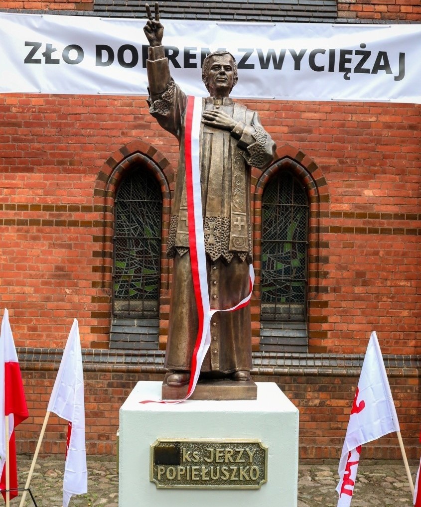 odsłonięcie pomnika