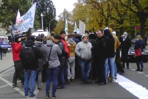 Pikieta pod UW w Szczecinie 13.X.2015